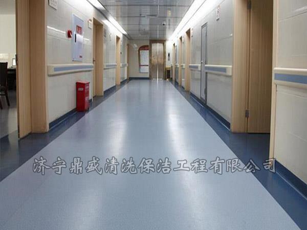 涂抹量過少會造成濃淡不均、涂抹過多又會導致造膜不良