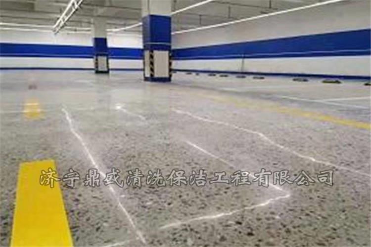 濟(jì)寧石材結(jié)晶拋光藥劑均為化學(xué)制劑，我們?cè)谶x用這些產(chǎn)品時(shí)第一考慮的是安全性